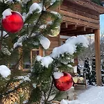 Chalet Tirolia *
