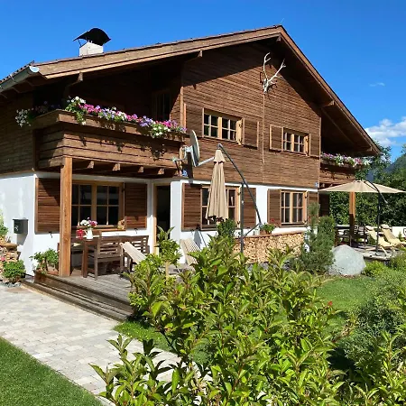 Chalet Tirolia Kirchdorf in Tirol